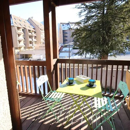 Lägenhet Luchon T3 Balcon Sud, Parking, Petits Animaux Admis - Fr-1-313-220
